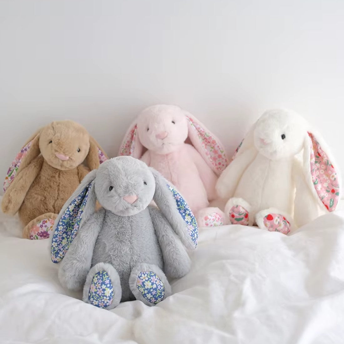 Coniglio di peluche con motivo Liberty