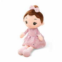 Bambola di peluche bambina in abito
