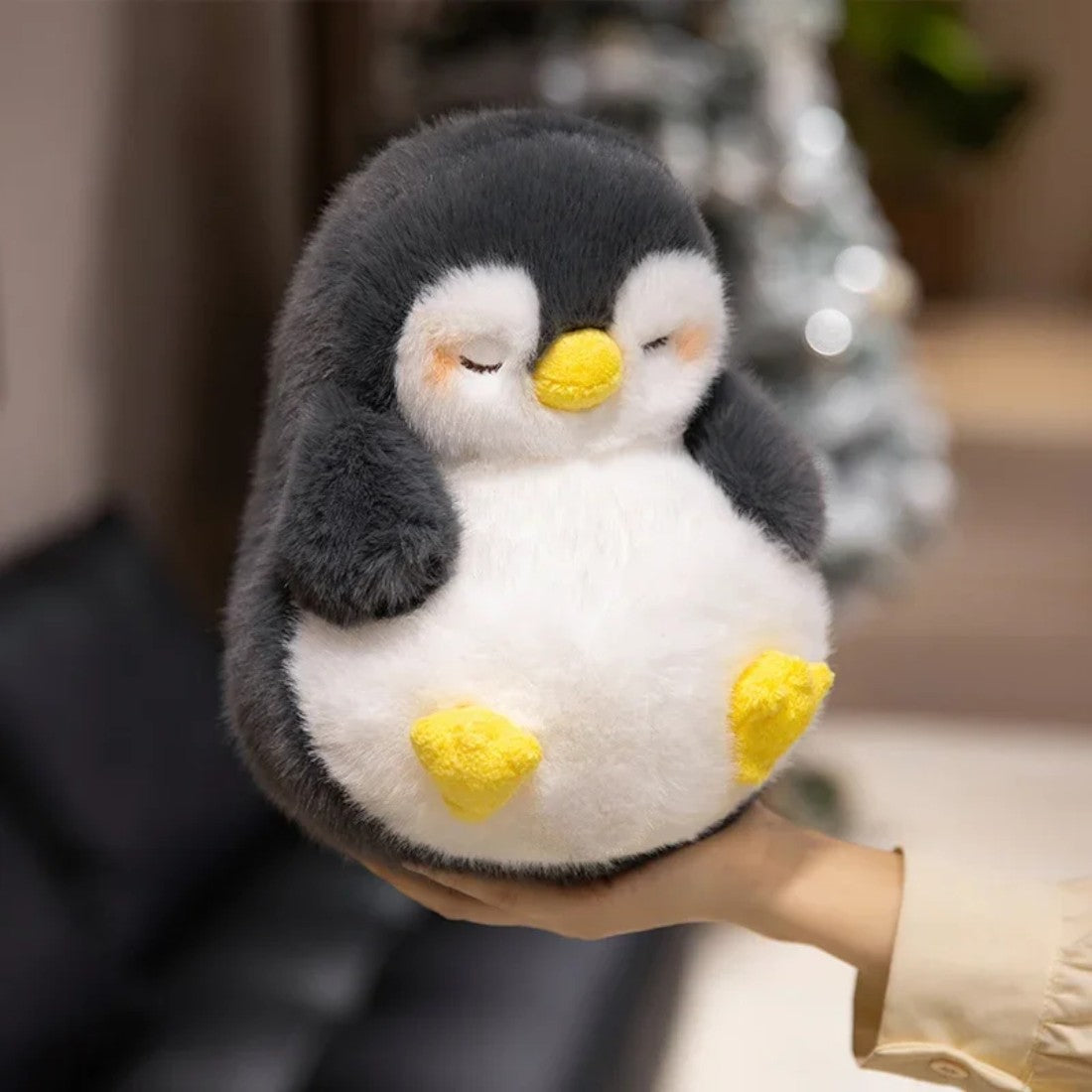 Peluche pinguino morbido addormentato