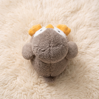 Peluche Pinguino Morbido Tortora e Bianco - Dettaglio del materiale