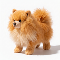 Peluche Cane Realistico Spitz Fulvo a Pelo Lungo - Sfondo bianco angolato