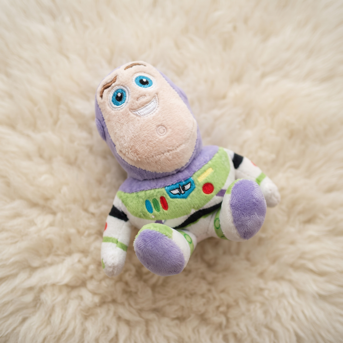Peluche Magnetico da Spalla Buzz Lightyear Toy Story - Dettaglio del materiale
