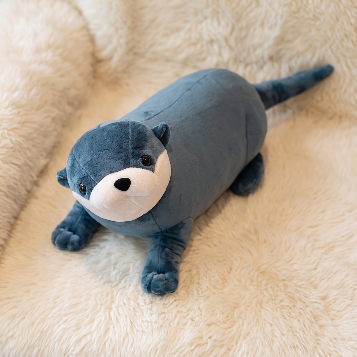 Peluche Lontra Blu Morbida e Coccolosa - Dettaglio del materiale
