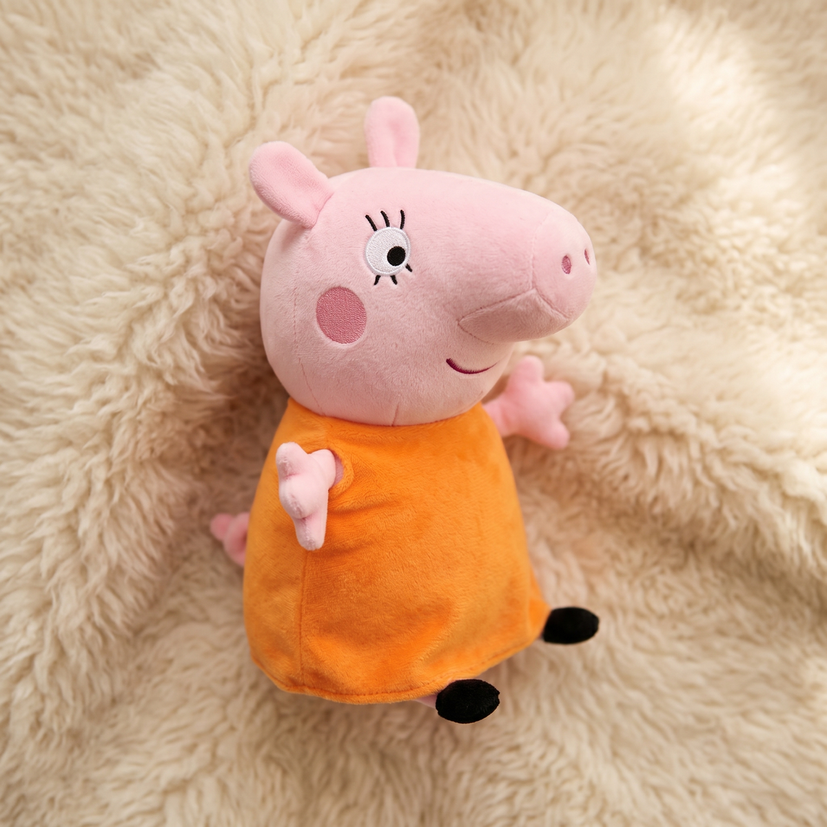 Peluche Mamma Pig Peppa Pig 19cm - Dettaglio materiale