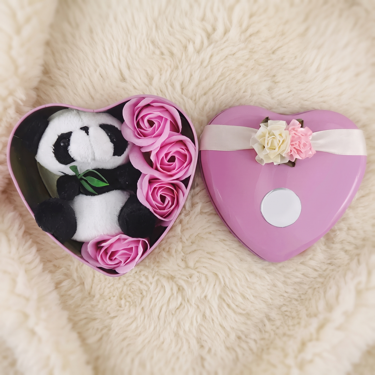 Peluche San Valentino panda cofanetto cuore rosa - dettaglio del materiale